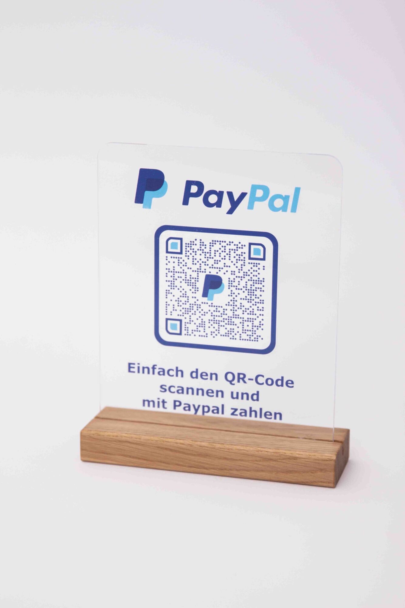 PayPal QR-Code Aufsteller mit dem Text: Einfach den QR-Code scannen und mit Paypal zahlen